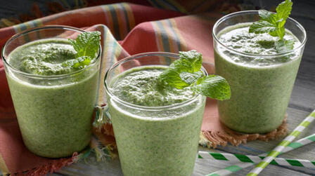 What Liquid to Use in Fruit Smoothies - 5 Best Options What Liquid to Use in Fruit Smoothies - 5 Best Options